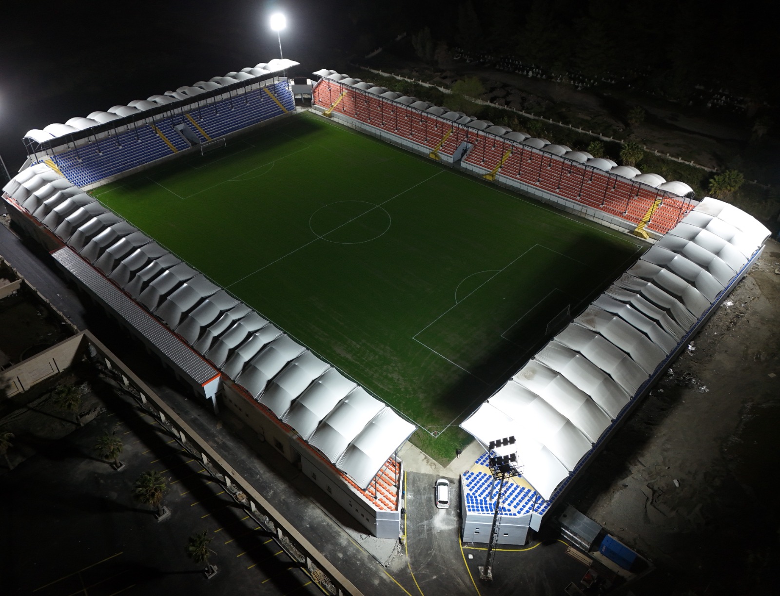 Fuat Tosyalı Stadyumu açıldı