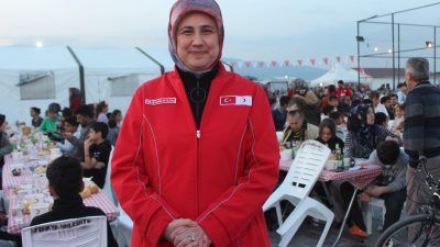 Kızılay Başkanı Prof. Dr. Fatma Meriç Yılmaz, Hatay Güzelburç’taki Kızılay