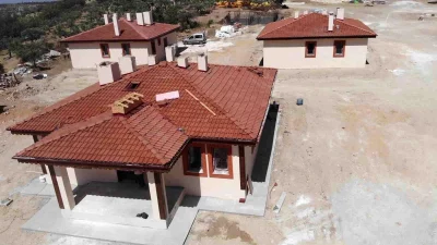 Toplu Konut İdaresi Başkanlığı’nın, Hatay’ın kırsaldaki depremzedeler için yaptırdığı köy