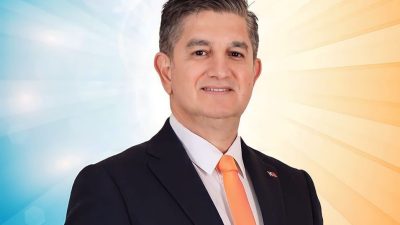 Dörtyol’un yeni belediye başkanı Dr. Bahadır Amaç, mazbatasını alıp görevine