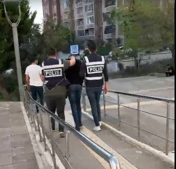 Hırsızlık suçlusu yakalandı 