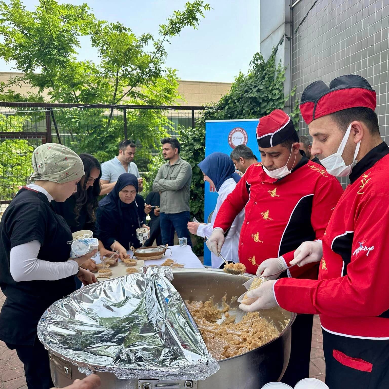 MKÜ Araştırma Hastanesi ”Pilav Günü”nde