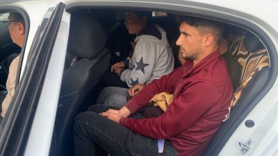 Hatay’ın Belen ve Antakya ilçelerinde gerçekleştirilen operasyonlarda, illegal yollarla ülkeye