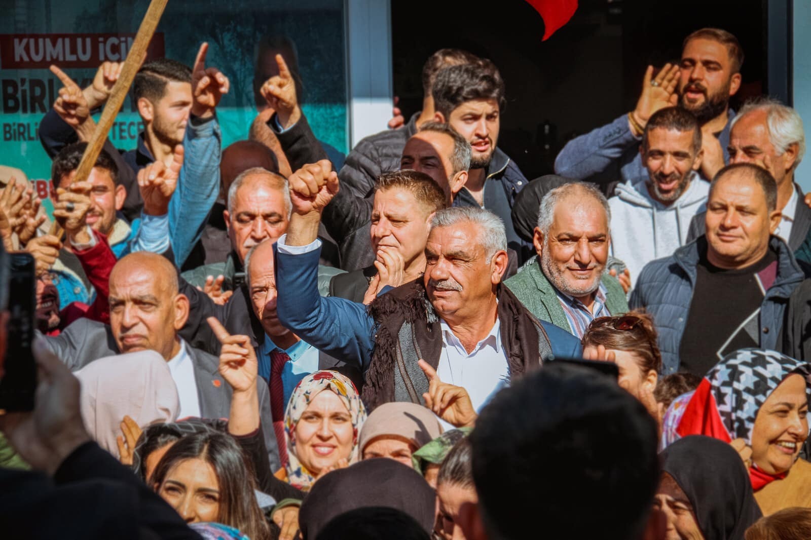 Kumlu’da BBP Adayı Kazandı, MHP Adayı Kaybetti