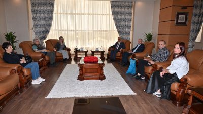 Hatay’da meydana gelen deprem felaketi sonrası destek ziyaretleri devam ediyor.