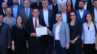 31 Mart yerel seçimlerinde zafer kazanan Av. Halil İbrahim Özgün,