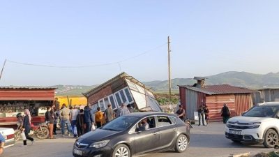 Antakya ilçesine bağlı Alaattin kırsalındaki bir konteyner kentinde iş yapan