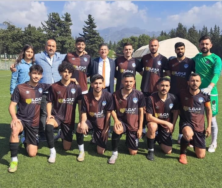 Başkan Amaç, İlk Gününde Dörtyolspor’u Sahada Yalnız Bırakmadı