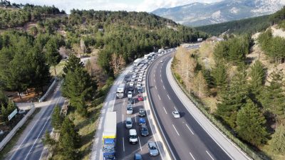 TŞOF Başkanı Fevzi Apaydın, “Bayram tatilinde trafiğe çıkacak sürücülerimizin uykusuz