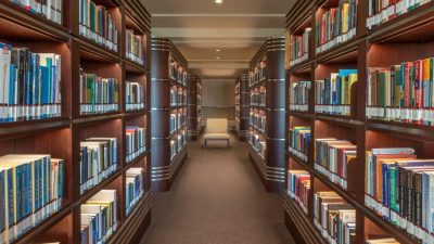 Aksaray Üniversitesi Öğretim üyesi Prof. Dr. Süleyman Yılmaz ve üniversite