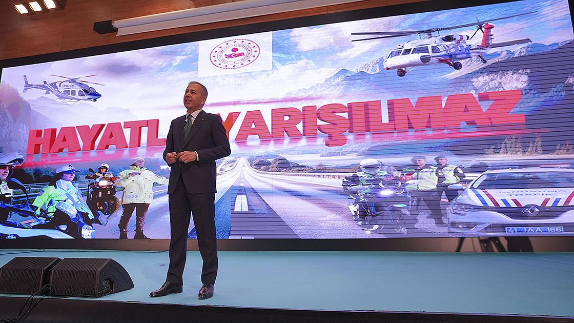 Bayram tatilinde trafik kazalarında 75 kişi yaşamını yitirdi 