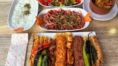 Adana’da her yıl düzenlenen ve büyük ilgi gören Portakal çiçeği