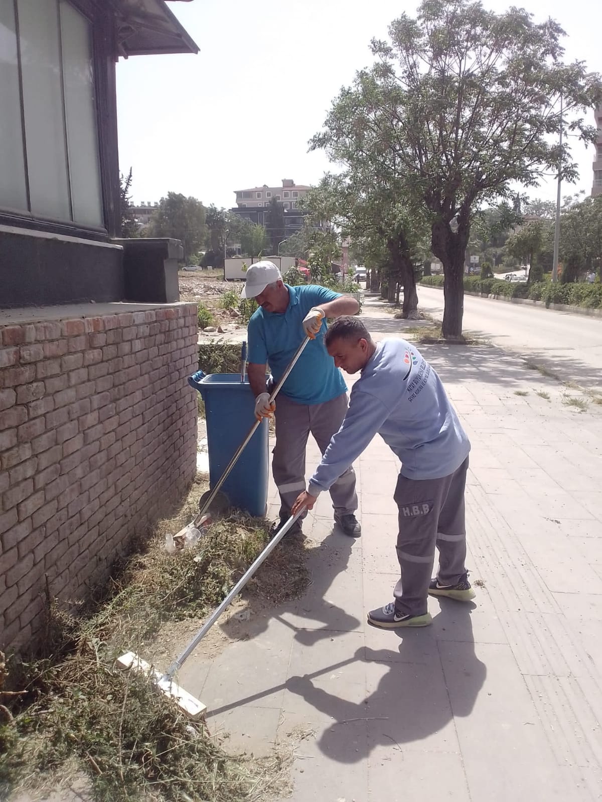 HBB İl Genelinde Temizlik Çalışmalarını Sürdürüyor