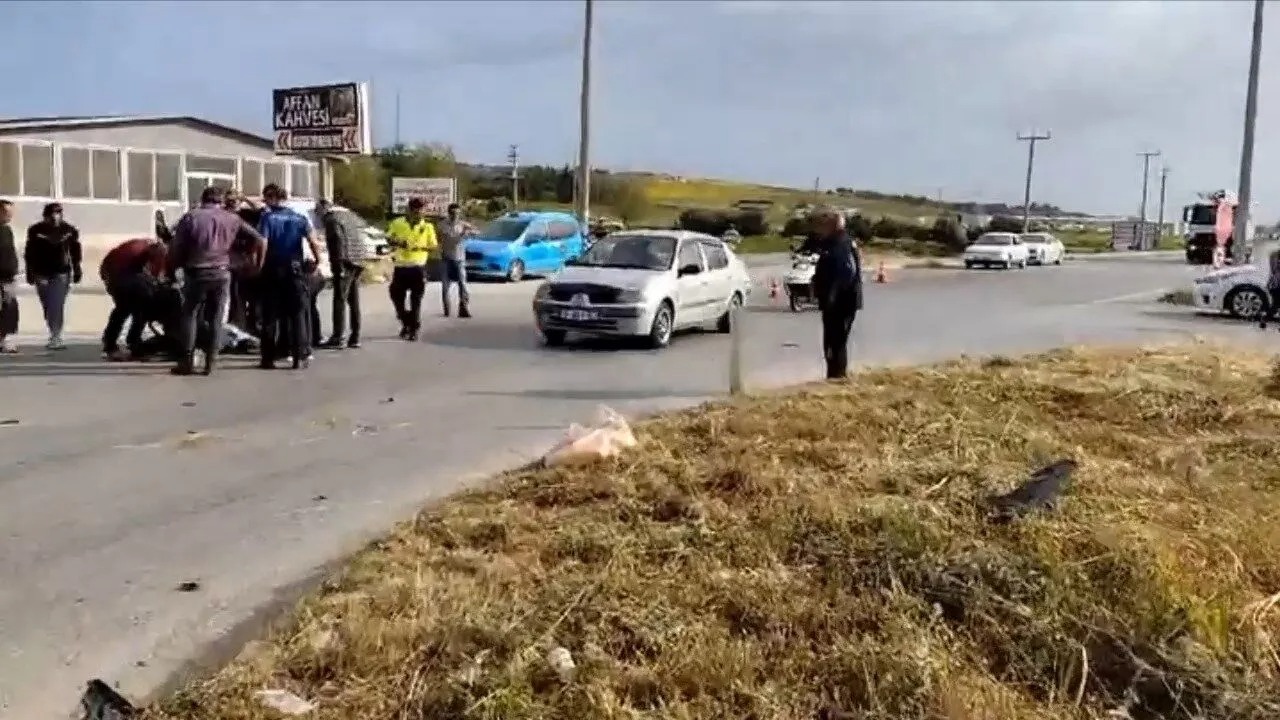 İskenderun’da Otomobil ile Motosiklet Çarpıştı 