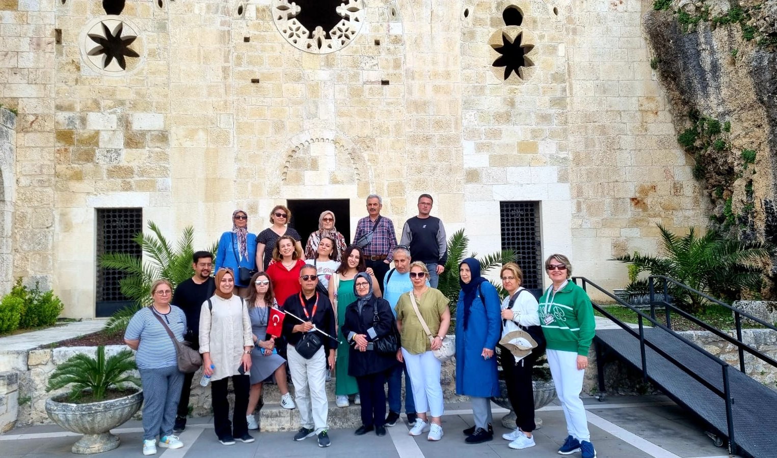 Yıkık Şehir Hatay İlk Grubunu Ağırladı