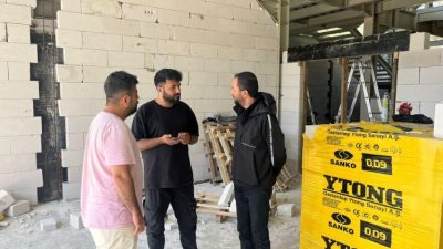 Yayladağı Belediye Başkanı Mehmet Yalçın, Cem Eren Anadolu Lisesi’nin yapım