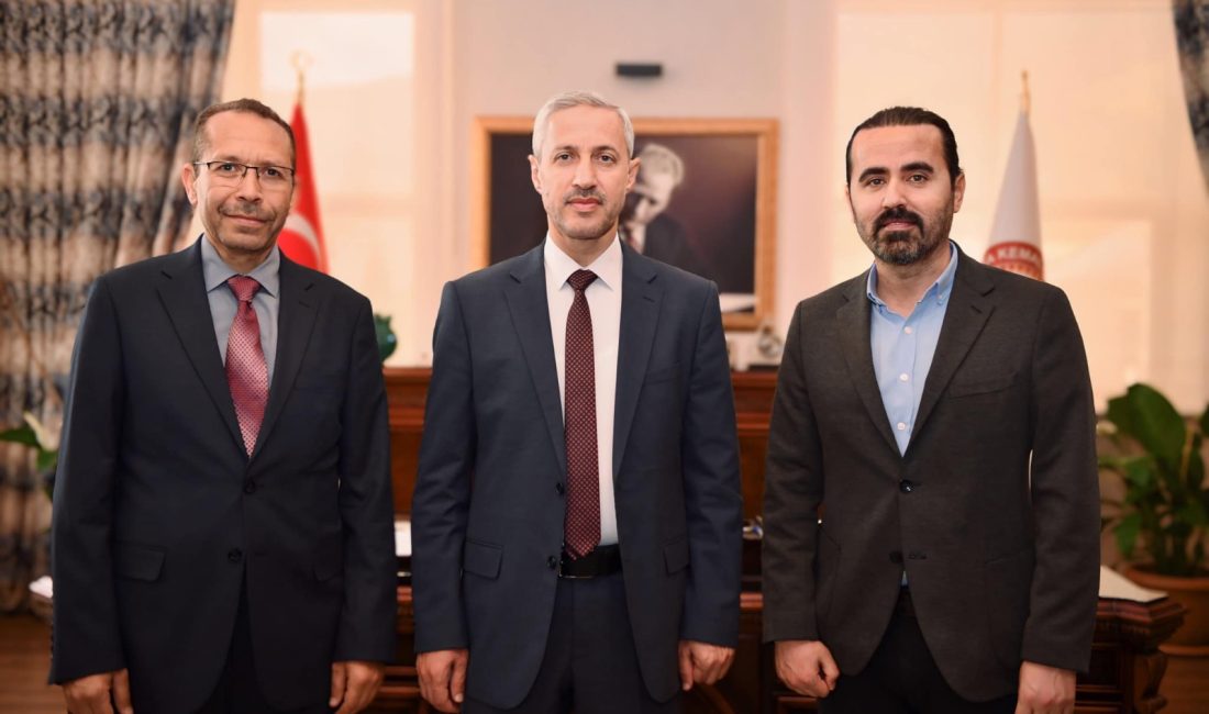 Hatay Mustafa Kemal Üniversitesi Hassa Meslek Yüksek Okulu’nda müdürlük görevi