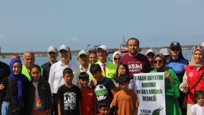 Dünya genelinde her yıl 22 Nisan, Dünya Günü olarak çevre