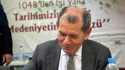 Galatasaray Kulübü Başkanı Dursun Özbek, 23 Nisan çocuk bayramında Hatay’a