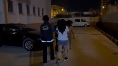 Hatay Emniyet Müdürlüğü ekipleri, fuhuş suçlarıyla mücadele kapsamında gerçekleştirdikleri operasyonla