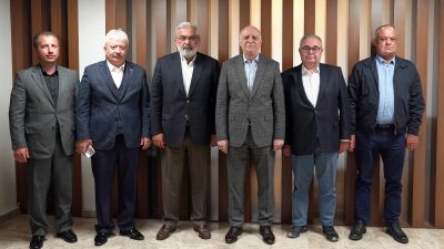 Antakya Ziraat Odası Başkanı Mehmet Muzaffer Okay liderliğinde bir heyet,