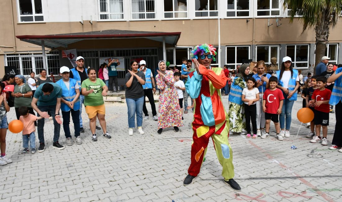 Afrika'nın Renkleri Derneği, Hatay'da depremlerden etkilenen çocuklar için şenlik düzenledi.