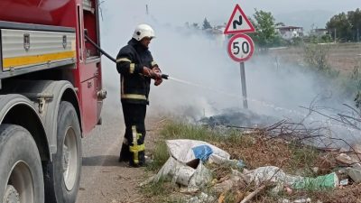 Hatay’ın Arsuz ilçesine bağlı Gökmeydan Mahallesi’nde çöplük alanında meydana gelen
