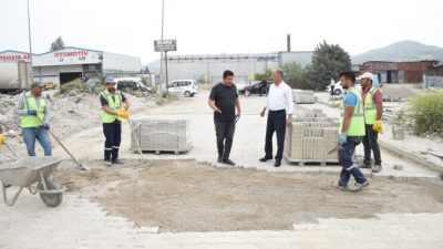 Antakya Belediye Başkanı İbrahim Naci Yapar, Fen İşleri Müdürlüğü ekiplerinin