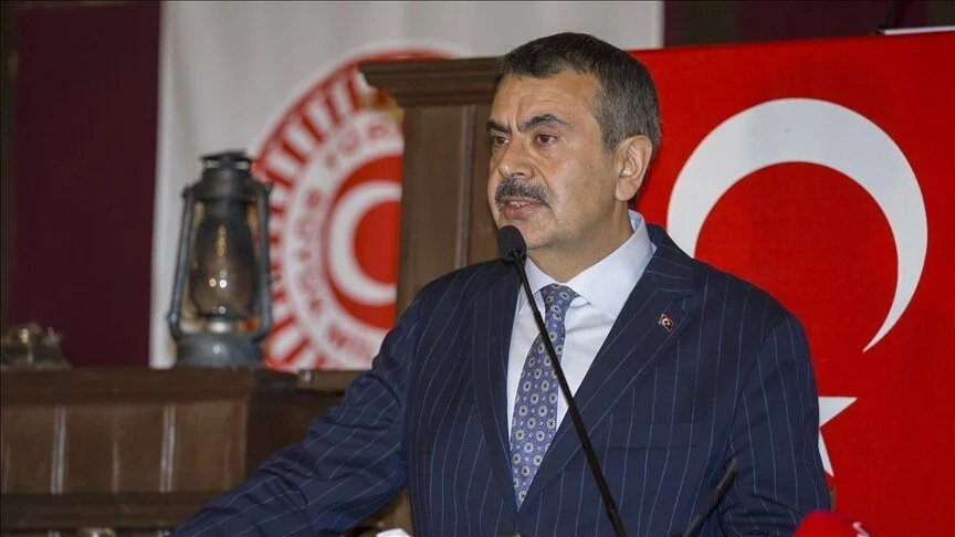 MEB yeni müfredatı yarın açıklayacak