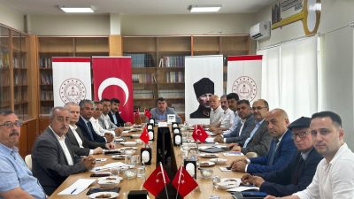 Hatay’daki 15 ilçe Milli Eğitim Müdürü, önceki gün İl Müdürü