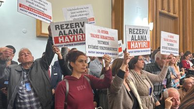 Cumhuriyet Halk Partisi’nin (CHP) grup toplantısı, Hataylı depremzedelerin rezerv alanlarıyla