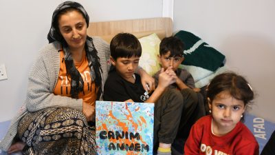 Hatay'da yaşayan 73 yaşındaki Nazife Aslanoğlu, 10 yıl önce doğum