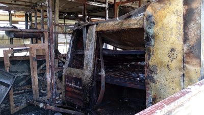 Hatay’ın Samandağ ilçesinde, Yeni Mahalle, Bozağ mevkisinde bulunan bir otobüs,