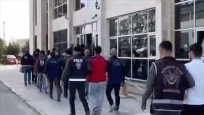 İçişleri Bakanı Ali Yerlikaya, FETÖ’ye yönelik 18 ilde düzenlenen “Kıskaç-17”