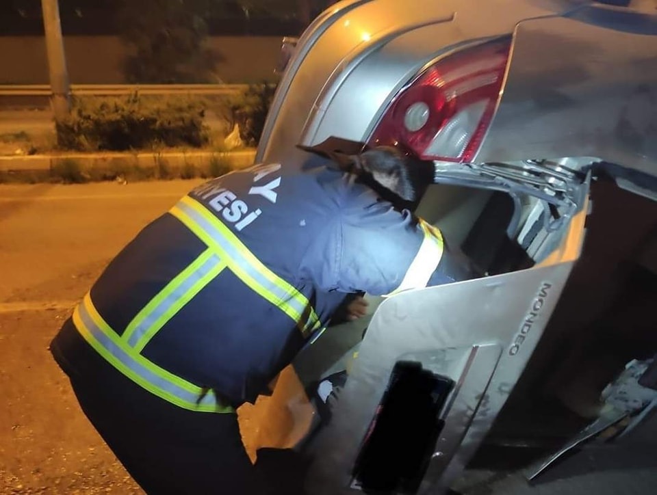 Belen-İskenderun karayolu üzerinde, İsmet İnönü Mahallesi mevkiinde bir trafik kazası