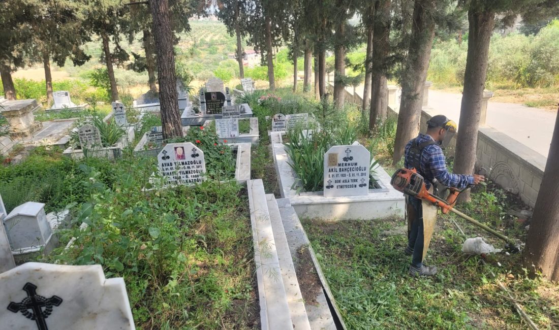 Hatay Büyükşehir Belediyesi, il genelindeki mezarlıklarda temizlik çalışmalarını başlattı. HBB