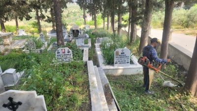 Hatay Büyükşehir Belediyesi, il genelindeki mezarlıklarda temizlik çalışmalarını başlattı. HBB