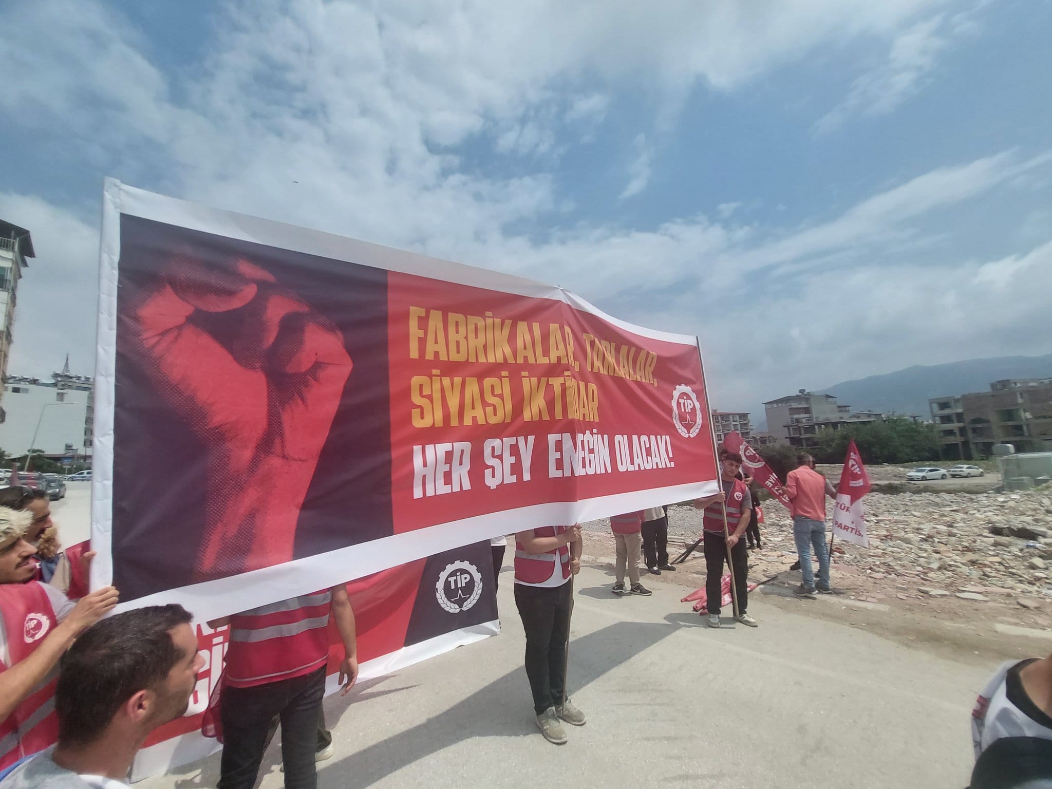 Hatay’da 1 Mayıs Kortej Yürüyüşü yapıldı