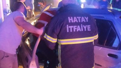 
Hatay'ın Samandağ ilçesinde yaşanan trafik kazasında 2 kişi yaralandı.