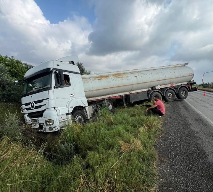 Dörtyol Erzin D400 Karayolu,