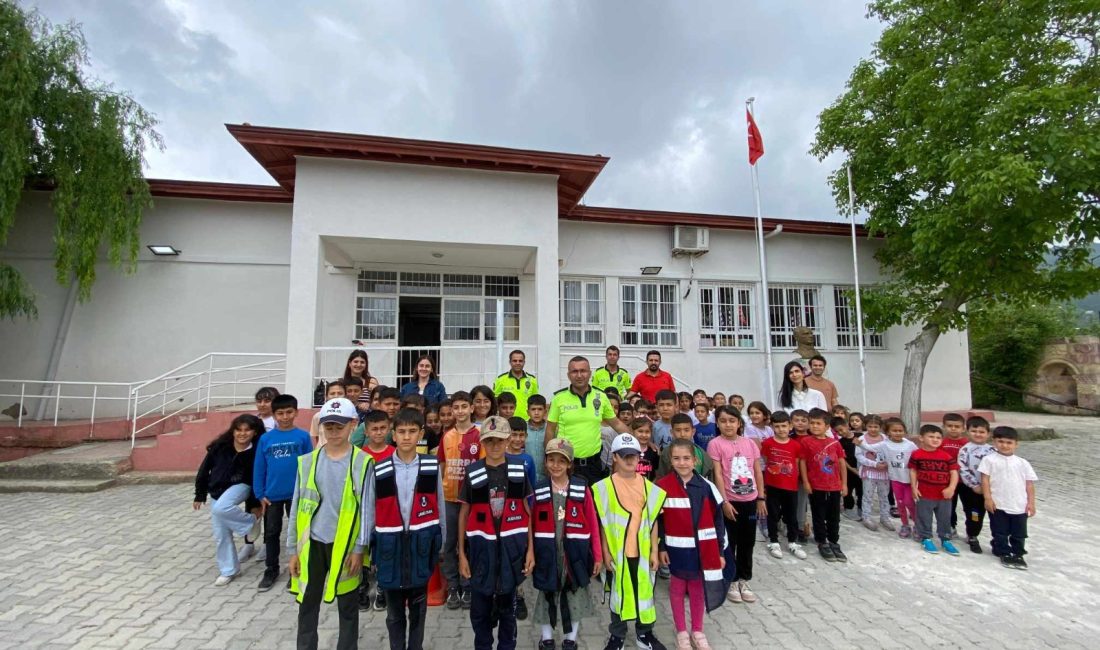 Hatay’ın Samandağ ilçesinde polis