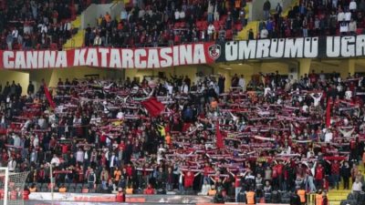 Gaziantep FK’nın taraftarları, Kalyon Stadyumu’nda oynanan Hatayspor maçında rekor bir