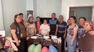 Hatay’ın Belen ilçesinde polis ekipleri, Down sendromlu genç kız için