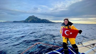 Hatay’ın tanınmış siyasetçilerinden geçmiş dönem Hatay Milletvekili Levent Mıstıkoğlu ve