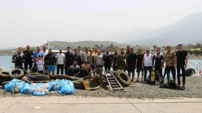Hatay’ın Arsuz ilçesi Konacık Mahallesi’nde ‘Denizimize sahip çıkıyoruz’ etkinliği gerçekleştirildi.