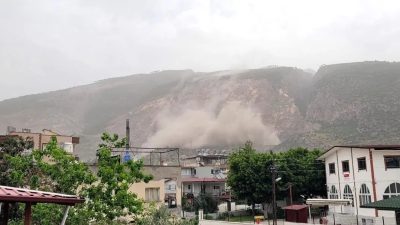 İskenderun ilçesinde bulunan bir taş ocağında gerçekleştirilen dinamit patlatması, çevredeki