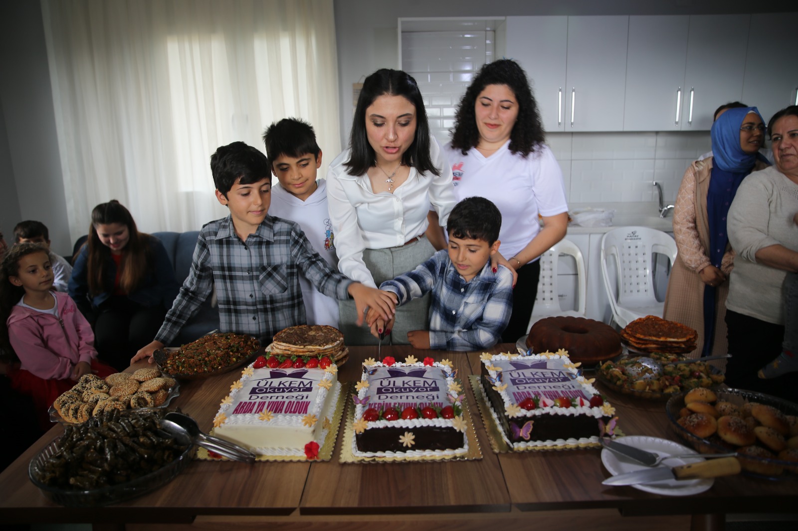 Ülkem Okuyor Derneği’nden depremzede aileye ev