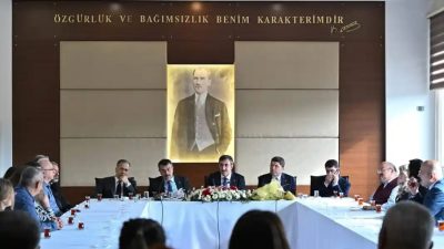 Cumhurbaşkanı Yardımcısı Cevdet Yılmaz, öğretmenlere yönelik şiddeti önlemek amacıyla hazırlanan