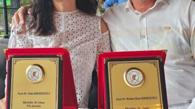 &nbsp; İskenderunlu doktor M. Riyat Kırmızıoğlu ile eşi Selda Kırmızıoğlu’na