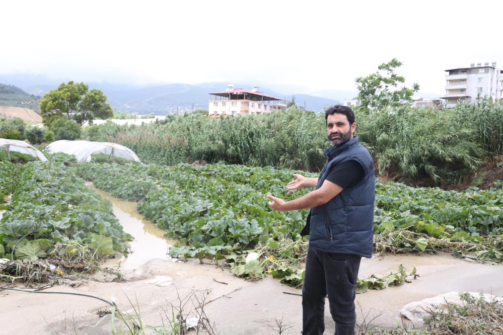 Tarım arazileri sular altında kaldı